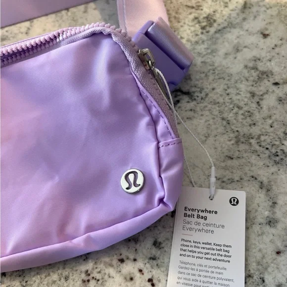 💜Lululemon Everywhere belt bag 1l Brand New in Purple lavender - Picture 2 of 6